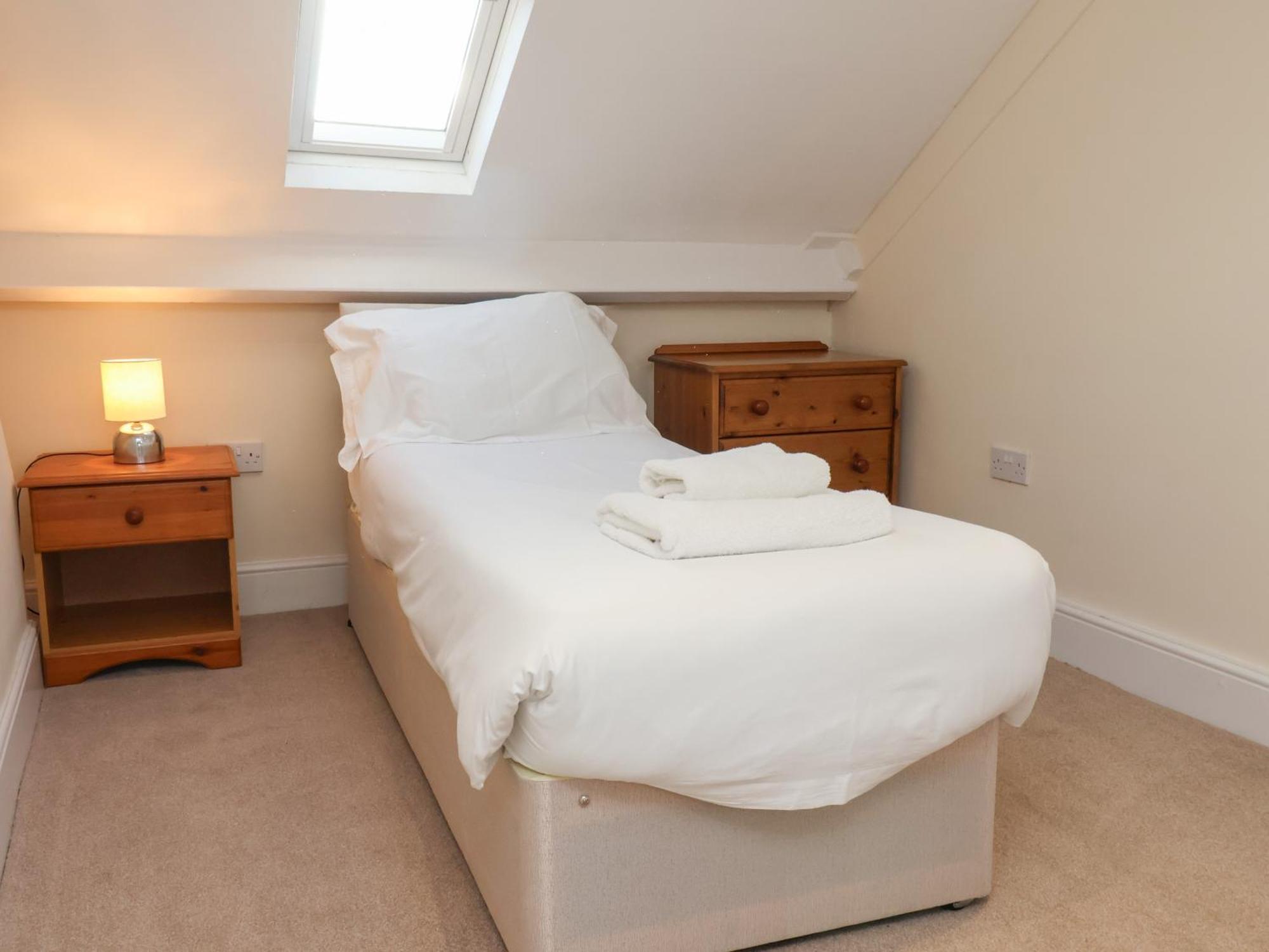 4 Normanby Terrace Vila Whitby Exterior foto